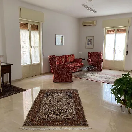 Interno13bari *