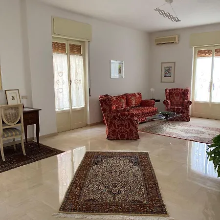 Interno13bari 펜션 *